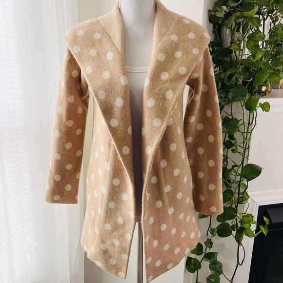 Anthropologie Field & Flower 100% Wool Polka Dot Brown & White Soft Sweater -Med - Picture 1 of 11